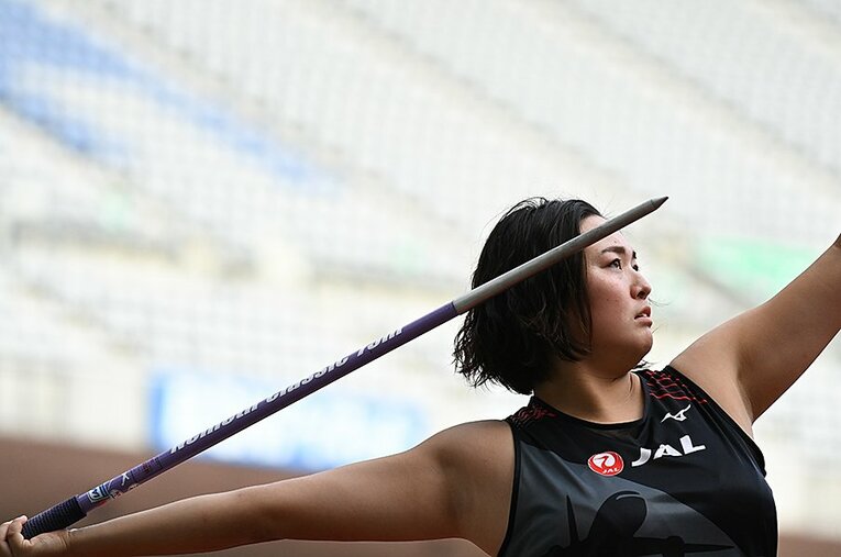 10月の日本選手権では2位、今季最終戦でも風に苦戦して3位に終わった北口。助走歩数の変更など、夢の「72m」へ向けて着々と進化を続けている ／ photograph by Asami Enomoto
