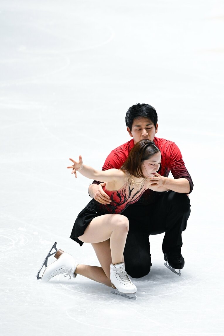 全日本選手権SP。三浦に左肩脱臼のアクシデントがあった【スワイプするとそのほかの写真もご覧になれます】　©Asami Enomoto