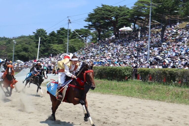 螺役競馬に登場した女性武者