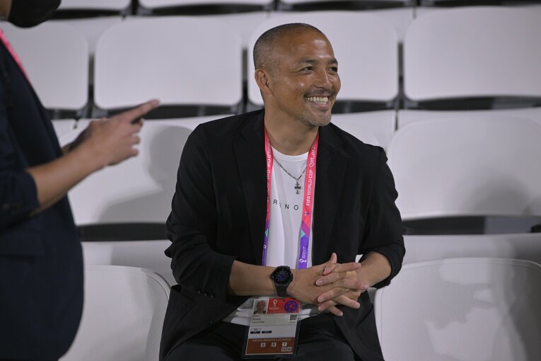 スペイン戦前日の練習に現れた小野伸二　©Koki Nagahama／JMPA