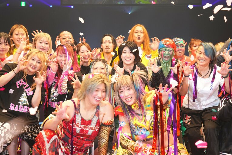 「お前、あの騒動があったのによく来たな」“今のプロレス批判”で炎上した前田日明に、ウナギ・サヤカがモノ申した真意「ぶん殴られようが…」(69)