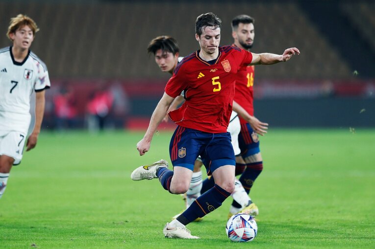 W杯前に日本人カメラマンが撮ったU-21スペインvs日本「リアルな実力差」ハイプレス空転の完敗を“未来予測”にしないためには… (24)