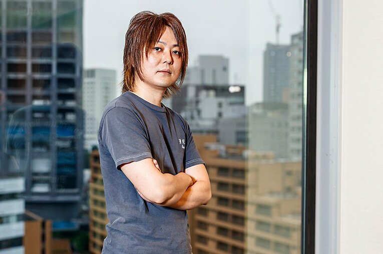 身の回りで起きた小さなことの話が、抽象的な論理につながっていく。千葉雅也氏の思考はとんでもなくスリリングだ。 ／ photograph by Kiichi Matsumoto