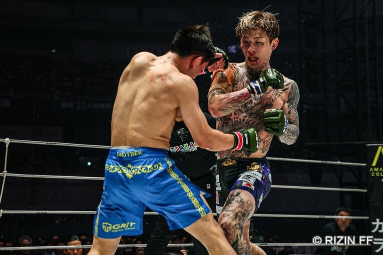 『超RIZIN.5』平本蓮vs.カルシャガ・ダウトベック　©RIZIN FF