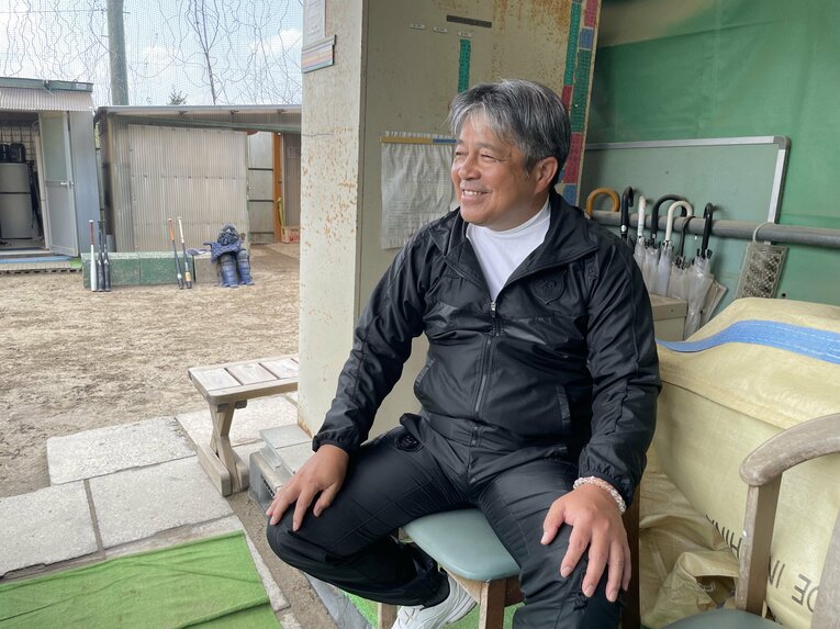 2025年4月撮影、京都廣学館高校コーチ　©︎NumberWeb