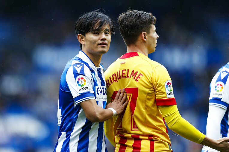 久保建英PK獲得＋シルバに絶妙アシストもドローに落胆　だが翌朝「クボ表紙の新聞」を持った地元のおじさんが…カメラマンは見た(12)