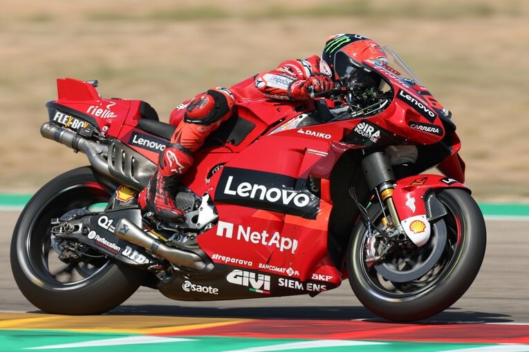 王座へ向け視界良好のバニャイア。ライダーズタイトル獲得となれば、ドカティにとっては07年のストーナー以来　©Satoshi Endo