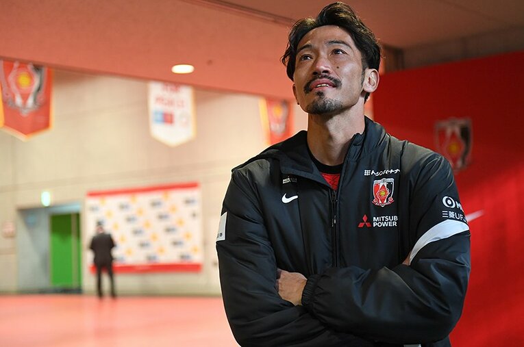 2021年、ホーム最終戦の引退セレモニー前の阿部勇樹 ／ photograph by J.LEAGUE