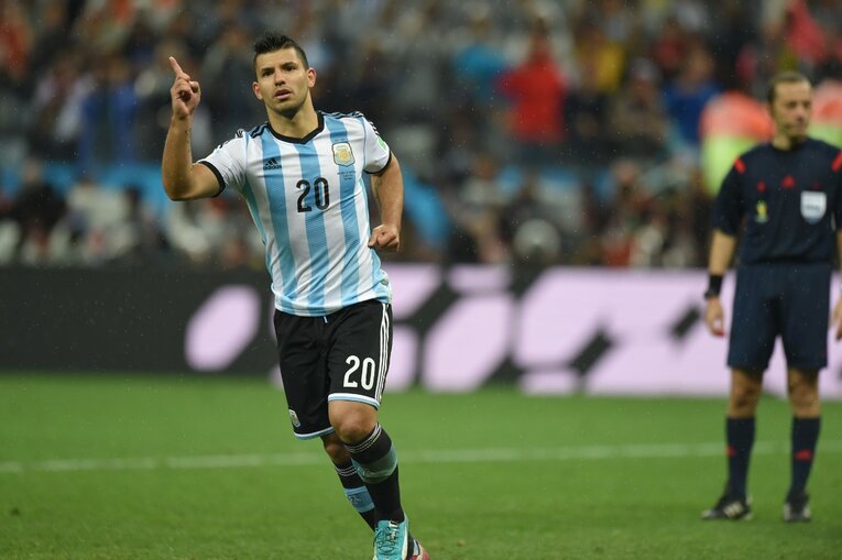 アグエロ　©JMPA