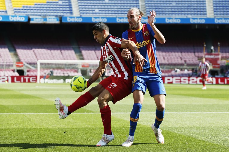 絶妙なコントロールを見せるスアレス©Daisuke Nakashima