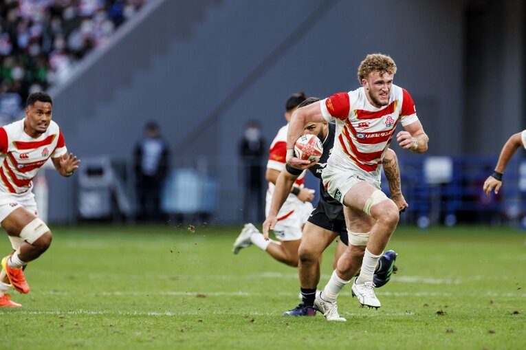 2022年10月、ワーナー・ディアンズがオールブラックス戦で決めた独走トライ【1枚目／全10枚】　©Kiichi Matsumoto