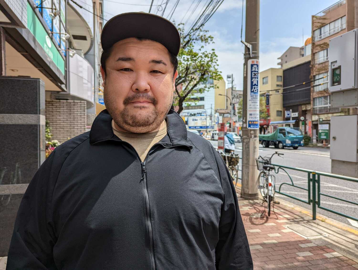 元三段目・男女ノ里、岡田泰之。のちに朝青龍の付け人に