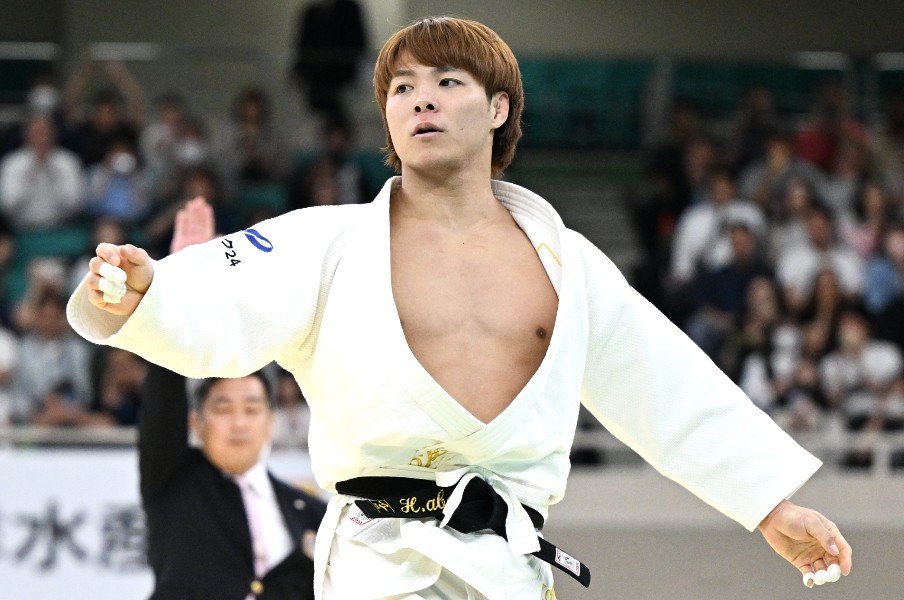 体重差95キロ「気を抜いたら殺される」五輪メダリストが語った“柔道のシビアな現実”…それでも阿部一二三が“無差別級”に挑んだ「本当の理由」＜Number Web＞ photograph by AFLO
