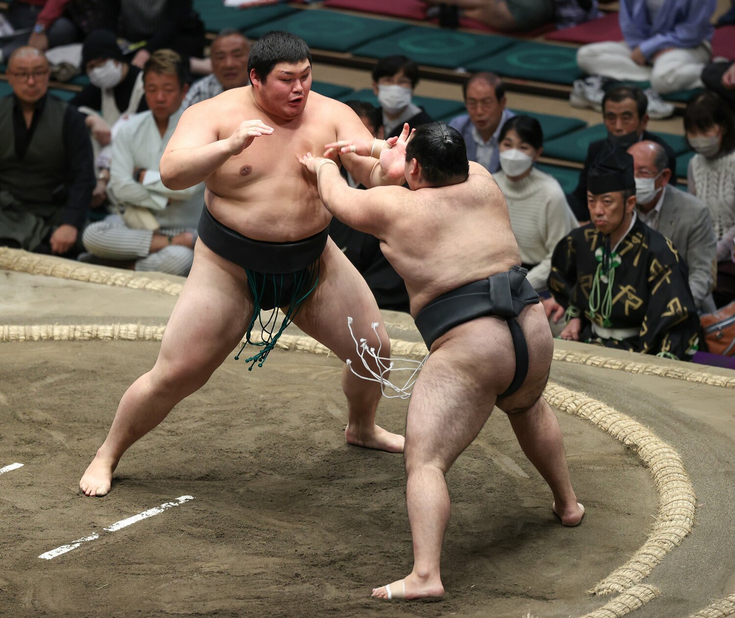 1年前、2023年5月場所がデビューだった。日体大を卒業して1カ月余り、まだまだ短髪である　©JIJI PRESS　