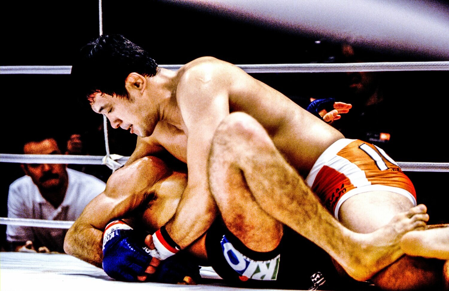 ホイラー・グレイシーの腕を極める当時30歳の桜庭和志。“グレイシー狩り”の伝説はここから始まった