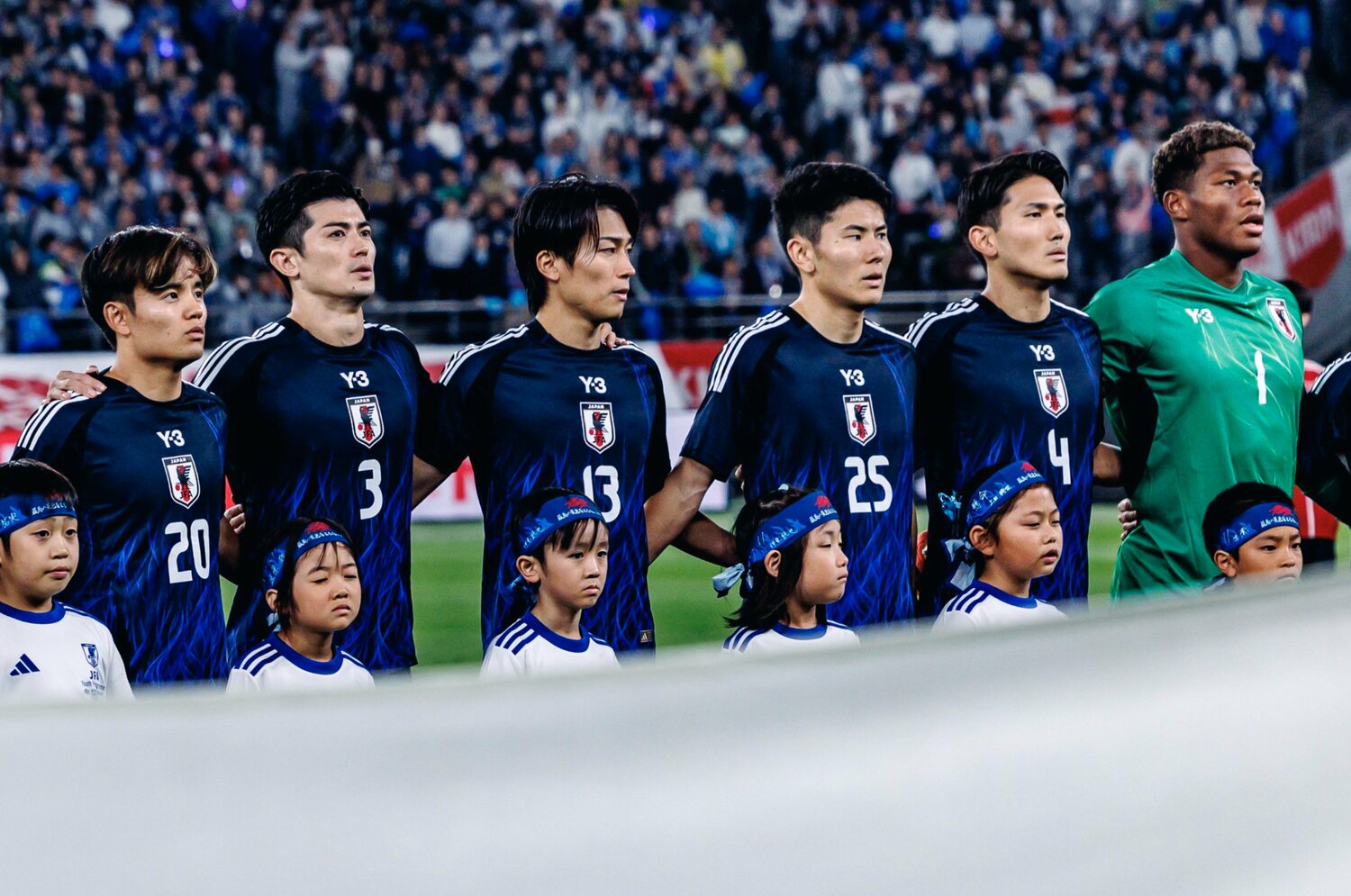 ブラジル戦勝利時の3バックである谷口、鈴木淳之介、渡辺剛は選出確実か ©Kiichi Matsumoto