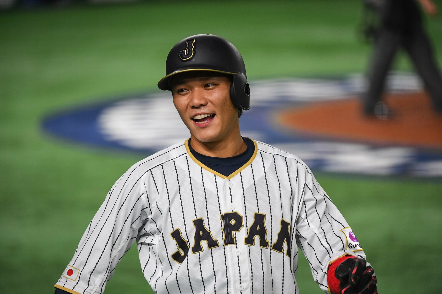 WBCや五輪など、侍ジャパンでも多くの試合でショートを守った坂本勇人（写真は2017年WBC）©︎Nanae Suzuki
