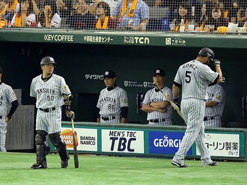 藤井彰人を徹底解剖 - Number Web - ナンバー 藤井彰人を徹底解剖 - Number Web - ナンバー