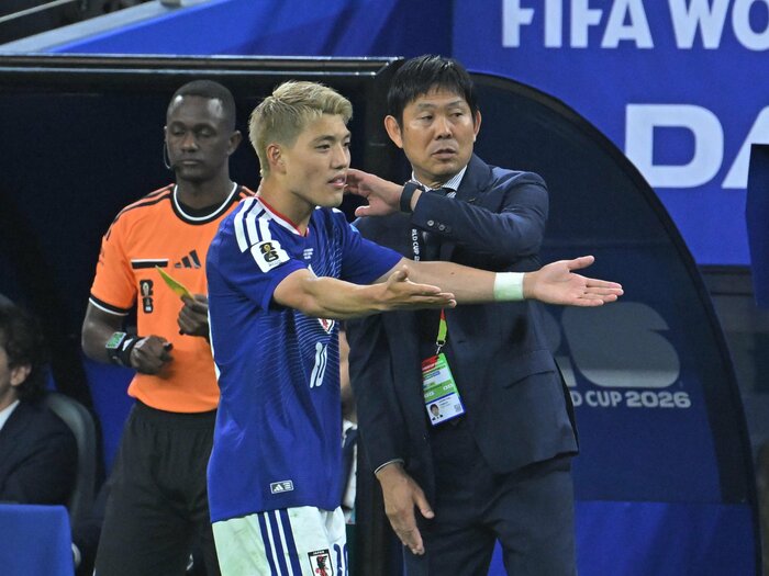 「堂安律の怒り」よりもむしろ…森保一監督をよく知る男・佐藤寿人がその“交代策の意味”をズバリ「ブラジル戦を想定したマネジメント」とは＜Number Web＞ photograph by Takuya Kaneko/JMPA