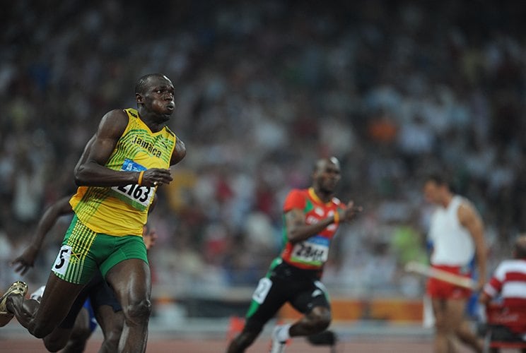 ウサイン・ボルト、世紀のよそ見。北京五輪決勝レース秘蔵の連続 ウサイン・ボルト、世紀のよそ見。北京五輪決勝レース秘蔵の連続