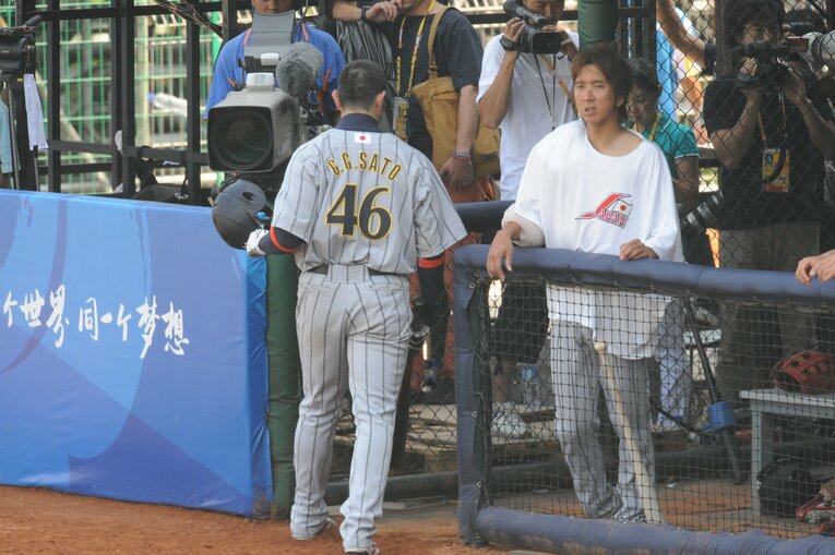 G.G.佐藤と藤川球児。試合後のやりとりは「全く記憶にない」 ©JMPA