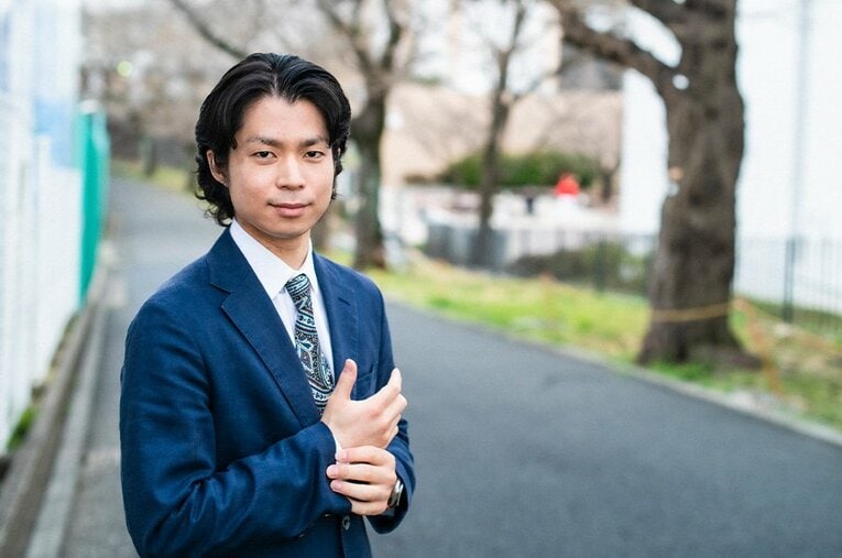 ソチ五輪5入賞、世界選手権銀メダル獲得など輝かしい成績を残した元フィギュアスケーターの町田樹。32歳になった町田のもとを訪ねた ／ photograph by Asami Enomoto