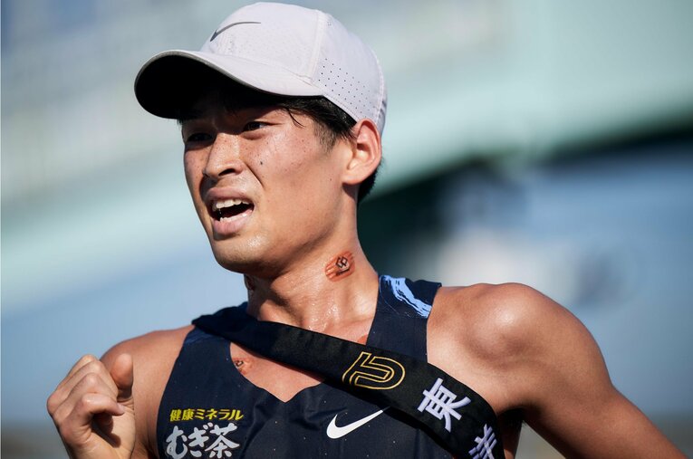 エースで主将という大黒柱の梅崎をアキレス腱痛で欠いた東洋大。酒井監督も「突貫工事」と振り返った　©Yuki Suenaga