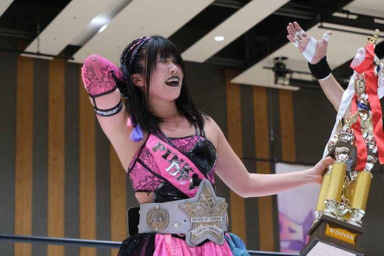 学級委員長も務めた「高校生レスラー」 吏南（17歳）がタイトル戦で見せた“肩書き以上の可能性”…来春の卒業後はプロレス専念へ(49)