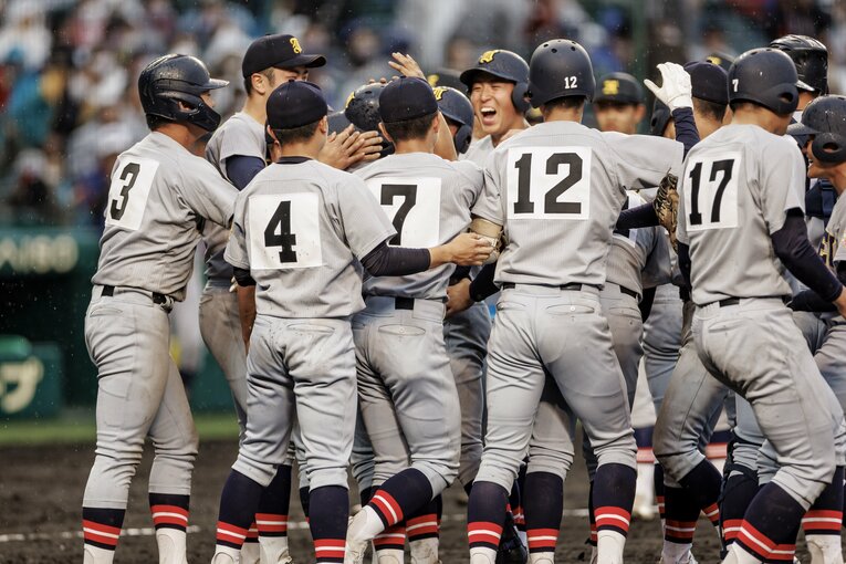 春のセンバツでは仙台育英が慶応相手にタイブレークの末に勝利している　©Kiichi Matsumoto