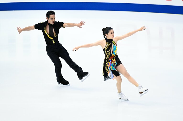 「すごい見つめられている感があって…」高橋大輔＆村元哉中が奏でる新たな関係性「音楽が鳴った瞬間、大ちゃんの目力が変わるんです」(31)