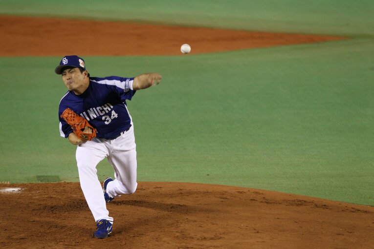 【2010年撮影】45歳の山本昌　©BUNGEISHUNJU