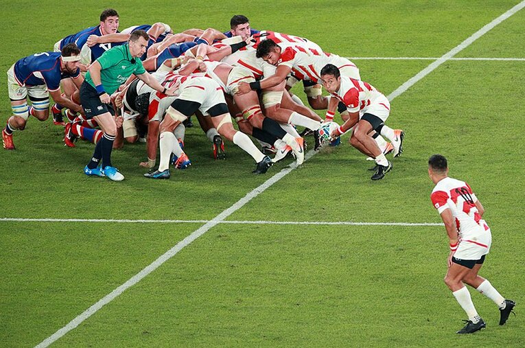 前回大会よりも日本代表のスクラムは強化されている、と沢木敬介氏。強豪アイルランド相手に「低く組めるか」が見所だ。 ／ photograph by Getty Images