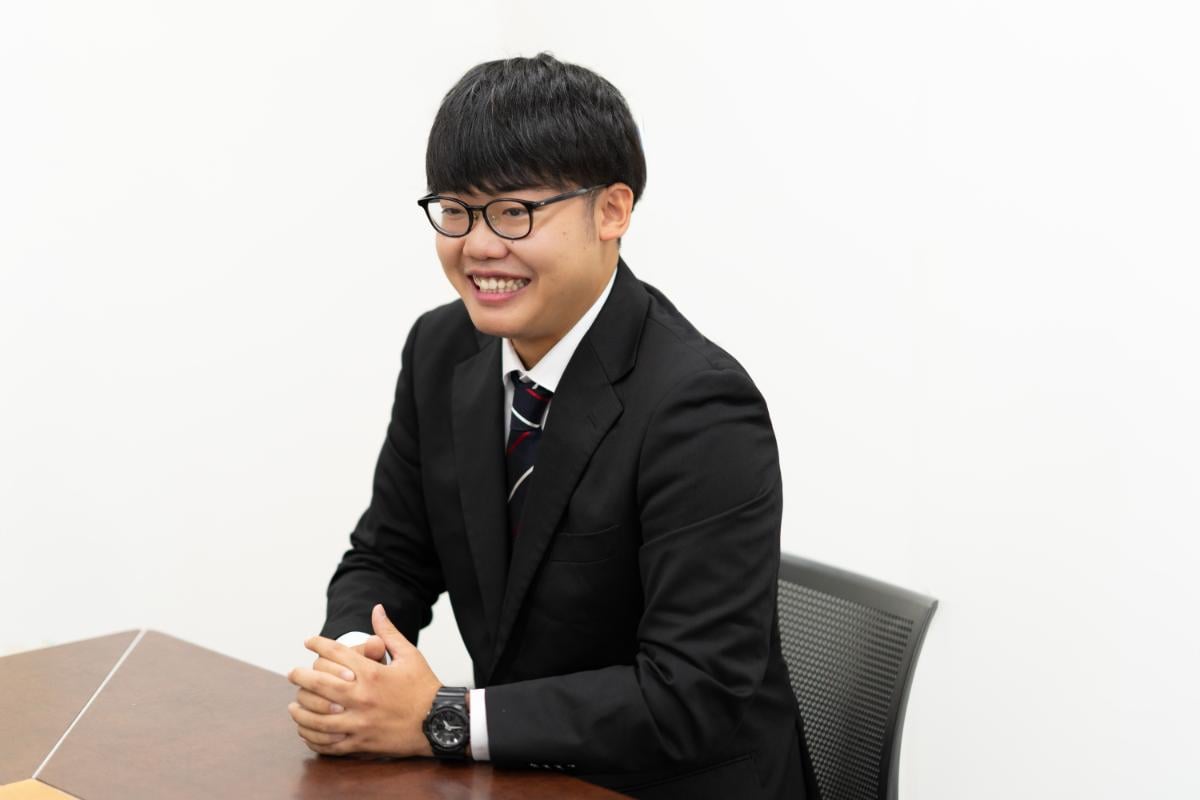 学連幹事のなかで4年生唯一の男子学生として活躍する三浦拓也さん　©Shiro Miyake