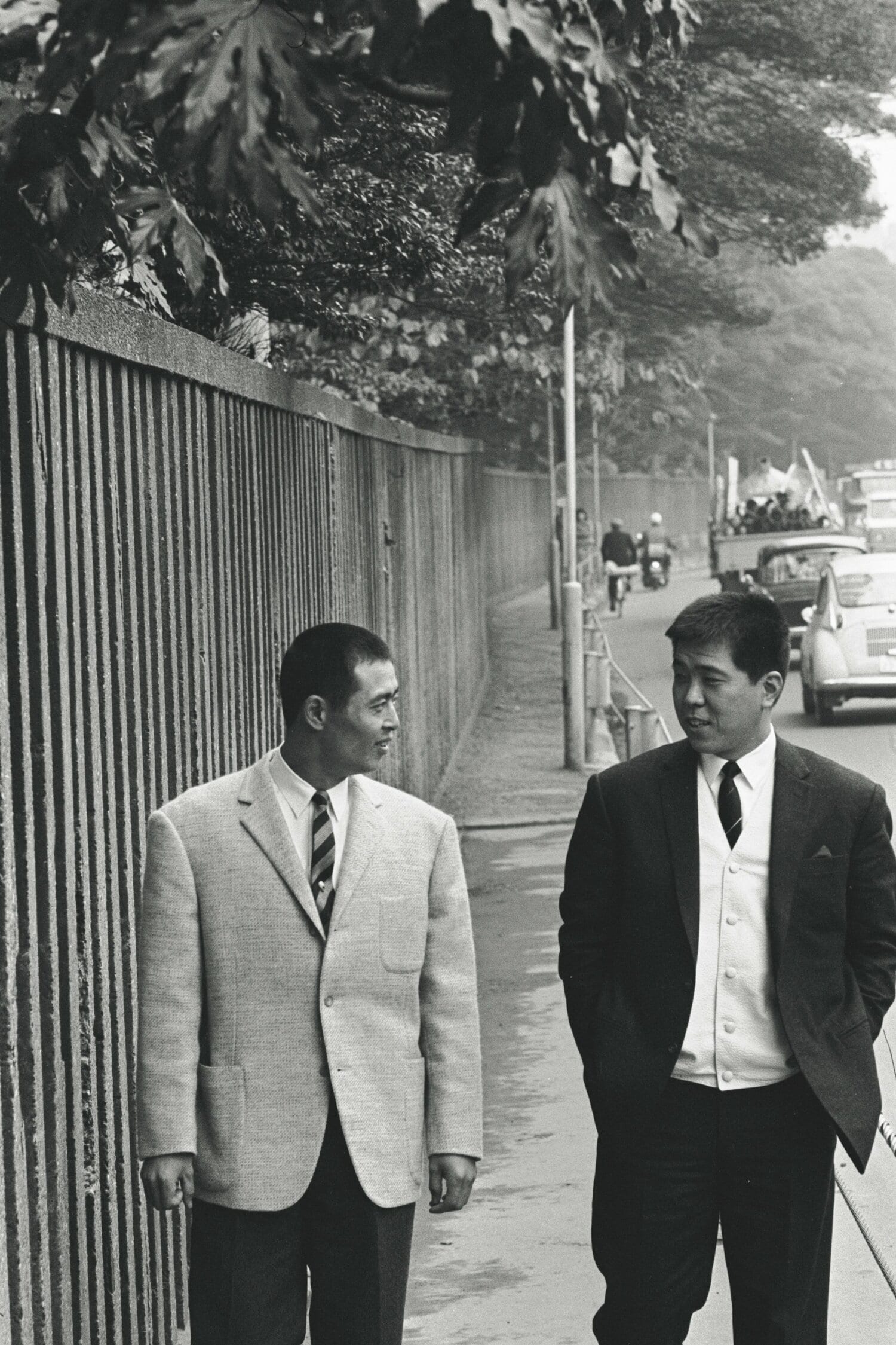 同じく1965年撮影、王貞治（左）とのツーショット　©BUNGEISHUNJU