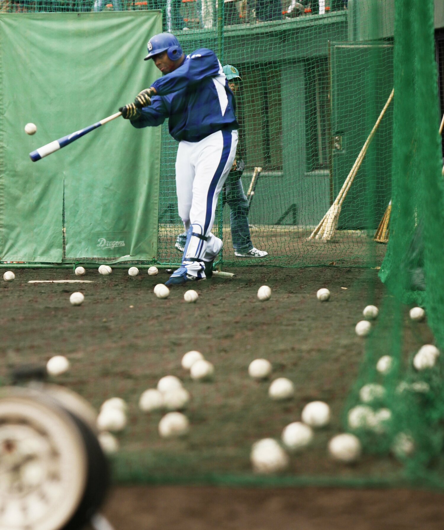 打撃練習する中日時代のブランコ　©︎JIJI PRESS