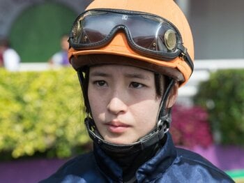 藤田菜七子27歳、永野猛蔵22歳が引退の“異常事態”…「騎手のスマホ不正使用」本当の問題点とは何か？「たかがスマホという感覚でいる限り…」＜Number Web＞ photograph by Getty Images