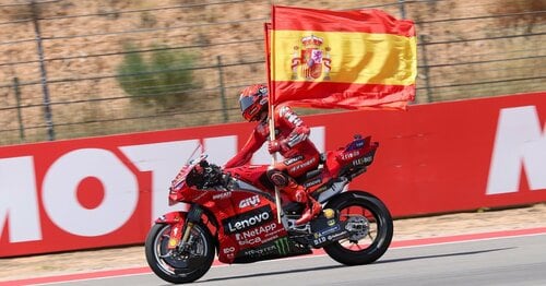 MotoGP 総集編 1983〜2020年 全38本セット ／ ロッシ　マルケス MotoGP 総集編 1983〜2020年 全38本セット ／ ロッシ マルケス