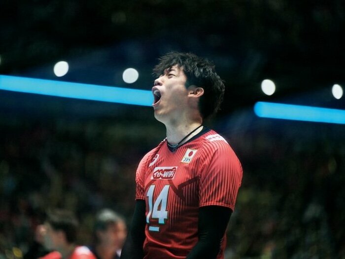 崖っぷちから甦り…エース・石川祐希が明かすバレーボール日本代表が五輪切符を掴むまでの“重圧”「原因がわからないから引きずってしまって…」＜Number Web＞ photograph by Yuki Suenaga