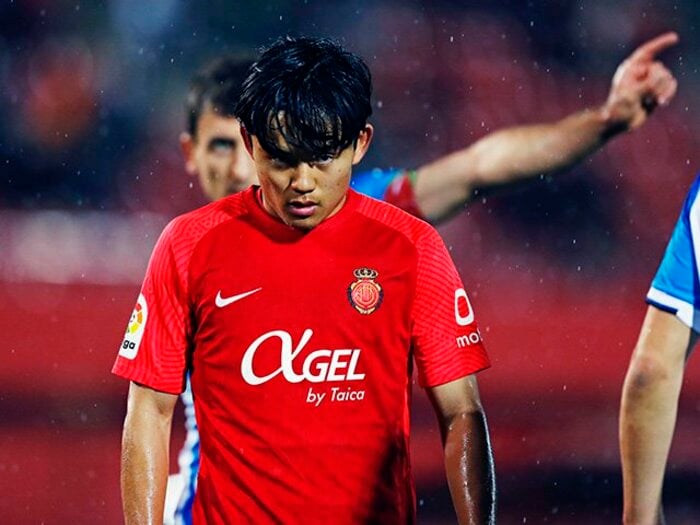 “クボが噛み合わない縦関係”に名手も同情？ 納得できない久保建英の表情、36歳ダビド・シルバの魔術〈撮影者の視点〉＜Number Web＞ photograph by Daisuke Nakashima