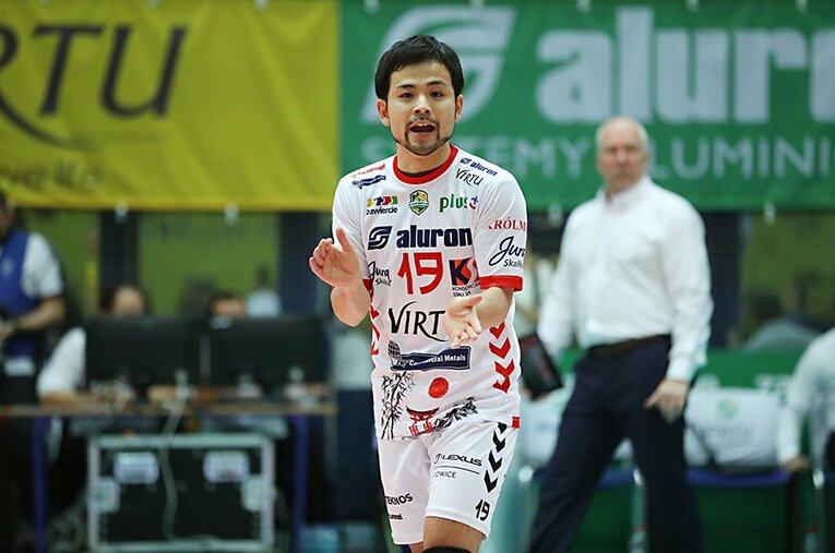 リベロの古賀太一郎は5シーズンに渡って海外でプレー。昨季までポーランドのヴァルタ・ザビエルチェに所属していた ／ photograph by Takahisa Hirano/AFLO