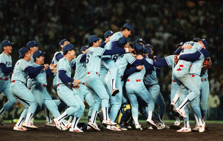 1992年、暗黒期の阪神は優勝争いを展開するも、最後はヤクルトに振り切られた ©JIJI PRESS