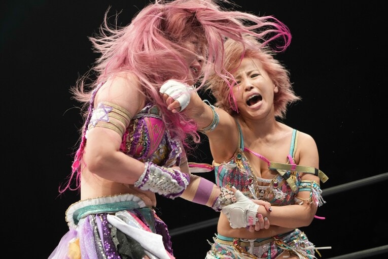 中野たむと白川未奈の意地の殴り合い。敗れた白川は号泣した