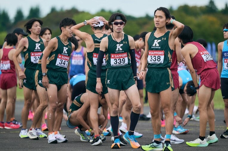 90年代～00年代に箱根路の常連だった“古豪”関東学院大。チームで13年前からスカウトを務める上野敬裕さんに昨今のリクルート事情を聞いた ／ photograph by Yuki Suenaga