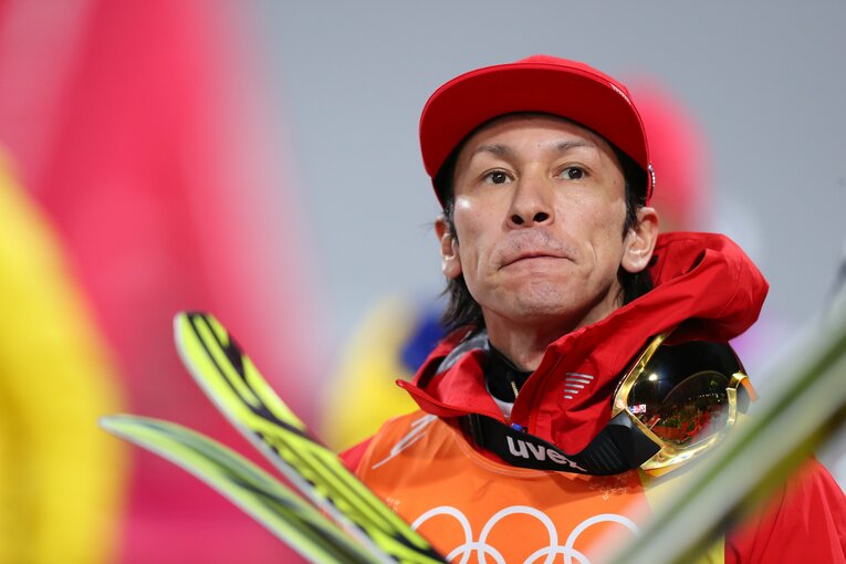 2018年の平昌五輪でも6位に入った団体メンバーに45歳にして名を連ねていた　©BUNGEISHUNJU