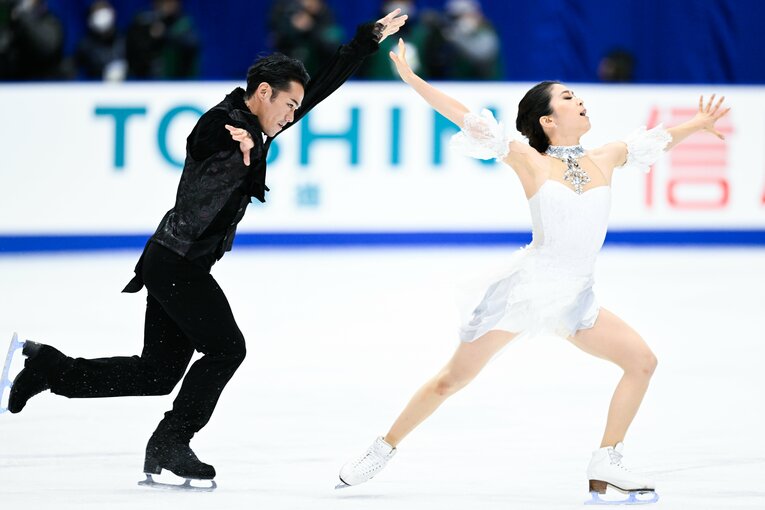 「すごい見つめられている感があって…」高橋大輔＆村元哉中が奏でる新たな関係性「音楽が鳴った瞬間、大ちゃんの目力が変わるんです」(96)