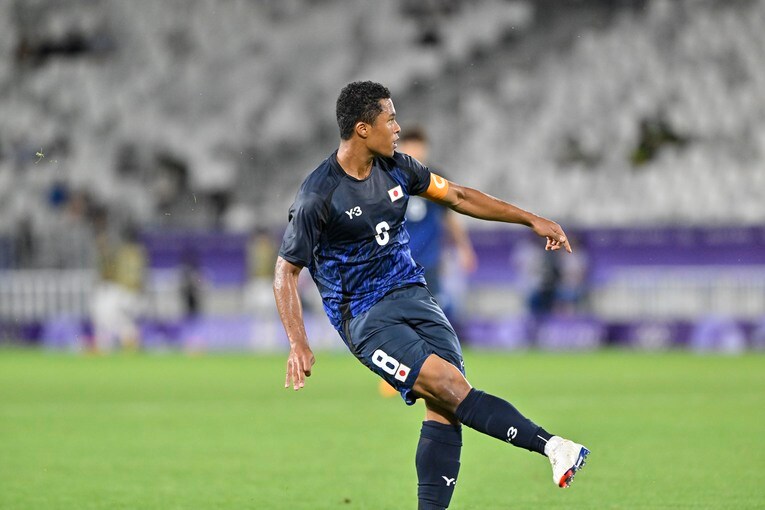 マリ戦での藤田譲瑠チマ　©Takuya Nakachi/JMPA