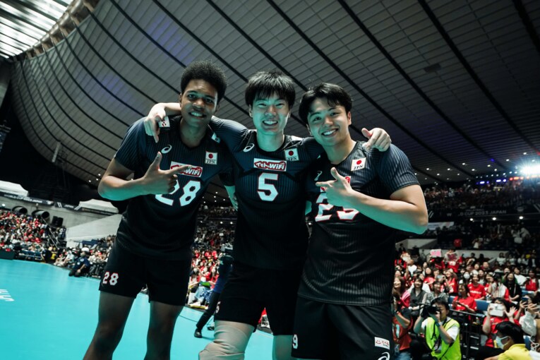 エバデダン・ラリー、大塚達宣、山本龍　©︎FIVB