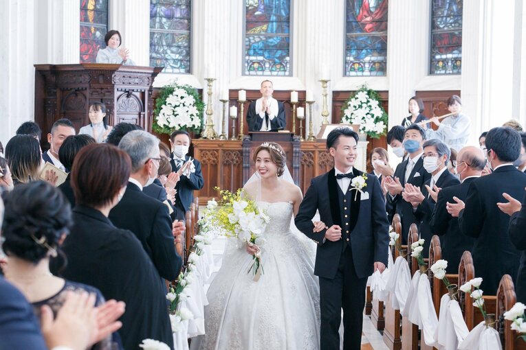 市川さんは元100m日本王者の佐分慎弥さんと結婚【スワイプするとそのほかの写真もご覧になれます】　提供：市川華菜さん