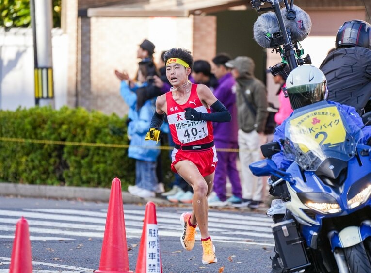 昨年の全国高校駅伝で準優勝した大牟田高のエース・本田桜二郎　©︎Satoshi Wada