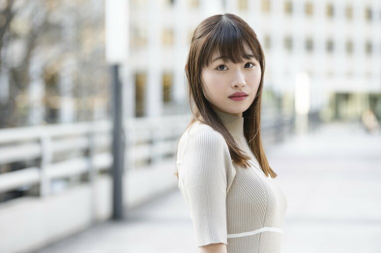 史上初めて“JRAの場内実況”を担当した女性アナウンサー「ファンのあたたかさに救われた」藤原菜々花26歳が語る“デビュー戦”の舞台裏(5)